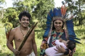 Carl Gakran, son épouse Gape et leur fille Zagto, le 13 mars 2023, près de la localité José Boiteux, dans l'Etat brésilien de Santa Catarina