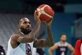 La star du basket américain LeBron James à l'entraînement, le 24 juillet 2024 au stade Pierre-Mauroy de Villeneuve-d'Ascq 