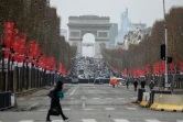 A Paris, où les transports en commun sont largement paralysés par une grève, il vaudra souvent mieux marcher pour aller réveillonner