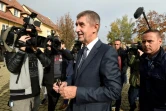 Le milliaire et candidat à la présidentielle tchèque Andrej Babis, répondant aux questions de journalistes à Pruhonice, le 20 octobre 2017