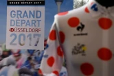 Le maillot du meilleur grimpeur du Tour de France est présenté à Düsseldorf, le 14 janvier 2016