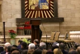 Des chrétiens d'Irak assistent à une messe de minuit à Erbil le 24 décembre 2016