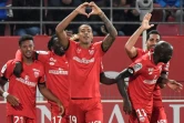 L'attaquant vénézuélien de Dijon Jhonder Cadiz (c) vient de marquer contre le PSG, le 1er novembre 2019