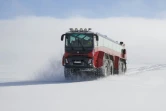 Un bus géant parcourt le glacier de Langjökull, le 1er octobre 2020 en Islande