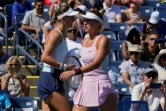 La Bélarusse Victoria Azarenka (d) et l'Ukrainienne Marta Kostyuk opposées à l'US Open, le 1er septembre 2022 à New York