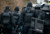 Des policiers du RAID à l'entraînement lors d'une simulation d'attaque terroriste  exercice le 30 mars 206 à Sens