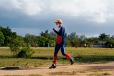 L'athlète cubain de retrorunning Wilfredo Diaz s'entraîne à La Havane, le 1er juin 2021