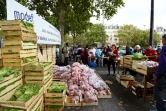 Marché éphémère organisé par le syndicat agricole Modef place de la Bastille à Paris, le 17 août 2017 à Paris