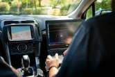 Dans un premier temps, le passager sera accompagné d'un technicien assis à la place du conducteur, et d'un second technicien chargé d'observer le comportement du véhicule