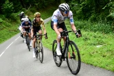 Tadej Pogacar en difficulté dans le col de Marie Blanque lors de la 5e étape du Tour de France le 5 juillet 2023. Le double vainqueur du Tour en 2020 et 2021 a perdu une minute sur Jonas Vingegaard, qui l'a détrôné l'an passé