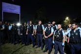 La police de Nouvelle-Galles du Sud devant l'église du Christ Bon Pasteur à Wakeley dans la banlieue ouest de Sydney, le 15 avril 2024
