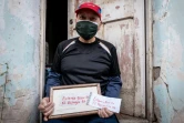 Jose Ojeda, le mineur qui a griffonné le premier message remonté par une sonde annonçant au monde l'impensable: "Nous allons bien, dans le refuge, les 33". Chez lui, à Copiapo, dans le nord du Chili, le 20 juillet 2020 