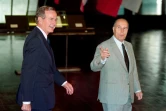 Les présidents français François Mitterrand et américain George H. W. Bush, le 16 juillet 1989 à Paris