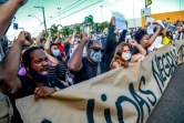Manifestations de protestation devant un supermarché Carrefour de Porto Alegre, au Brésil, le 20 novembre 2020.
