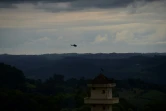 Un hélicoptère de la police survole le site du sommet du Mercosur à Bento Goncalves au Brésil, le 4 décembre 2019