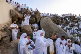Des pèlerins prient sur le mont Arafat, près de La Mecque, en Arabie saoudite, au deuxième jour du hajj le 5 juin 2025