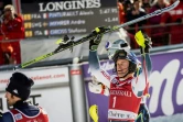 Le Français Alexis Pinturault exulte dans l'aire d'arrivée après sa victoire au slalom de Val d'Isère, le 15 décembre 2019 