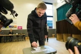 Kristian Thulesen Dahl, leader d'un parti de l'opposition, le Parti populaire danois (Dansk Folkeparti, DF) vote le 3 décembre 2015, à Thyregod, au Danemark