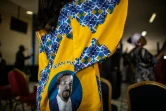 Une femme porte un vêtement à l'effigie de l'opposant gabonais Jean Ping, le 4 septembre 2016 à Libreville