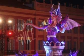 Une reine du 137e Carnaval de Nice défile pour la cérémonie d'ouverture des festivités, le 11 février 2022