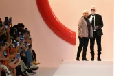 Karl Lagerfeld et Silvia Venturini, designers pour  Fendi des créations de la collection printemps/été 2019, à Milan le 20 septembre 2018