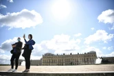 Des visiteurs dans les jardins du château de Versailles, le 6 juin 2020