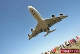 Mercredi 11 novembre 2009 - Aéroport Roland Garros - L'Airbus A380 se pose à la Réunion pour la première fois