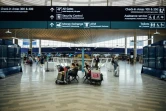 Des voyageurs au terminal 2 de l'aéroport d'Helsinki, le 19 août 2022 en Finlande