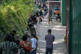 File d'attente pour une distribution d'aide alimentaire, à Genève, le 9 mai 2020