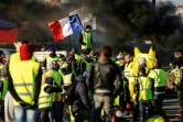 Des "gilets jauens" rassemblées le 18 novembre à Caen lors du deuxième jour de mobilisation de ce mouvement protestant contre la hausse des carburants-