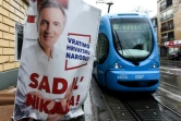 Une affiche pour le candidat à la présidentielle Miroslav Skoro à Zagreb le 21 décembre 2019