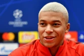 L'attaquant vedette du Paris Saint-Germain, Kylian Mbappé, s'exprime en conférence de presse le 10 décembre 2018 à Belgrade