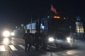 La police anti-émeutes kirghiz disperse des manifestants antigouvernementaux à Bichkeke, le 5 octobre 2020 
