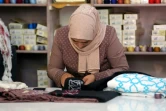 Serviettes, étoles, châles, draps: les réfugiées palestiniennes du camp de Jerash en Jordanie brodent sur demande et vendent leurs produits à Paris, Londres ou Dubaï