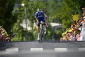 Julian Alaphilippe lancé vers sa victoire dans 3e étape du Tour de France à Epernay, le 8 juillet 2019