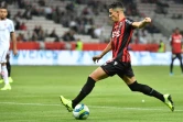Le défenseur algérien de Nice Youcef Atal marque contre Dijon, le 21 septembre 2019 à Nice 