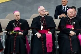 L'ancien non apostolique à Washington, Carlo Maria Vigano (à gauche sur la photo), le 26 septembre 2015 à Philadelphie.