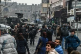 Forces de sécurité déployées le 30 décembre 2015 à Diyarbakir en Turquie