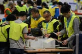 Décompte des bulletins de vote lors des législatives à Hong Kong, le 5 septembre 2016