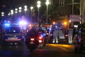 Arrivée des secours sur la Promenade des Anglais peu après l'attaque terroriste le 15 juillet 2016 à Nice