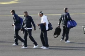 Mardi 1er juin 2010 - Aéroport de Pierrefonds - Saint-Pierre - L'équipe de France de football arrive à La Réunion