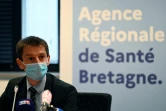 Le dirtecteur de l'Agence régionale de Bretagne, Stéphane Mulliez, tient une conférence de presse à Saint-Brieuc (Côtes-d'Armor), le 16 mars 2021, à propos du variant détecté en Bretagne