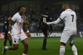 Presnel Kimpembe, promu capitaine du PSG, célèbre son but contre Vannes avec Kylian Mbappé au stade de La Rabine, le 3 janvier 2022 