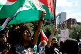 Des manifestants brandissent des drapeaux palestiniens lors d'un rassemblement à New York, le 2 septembre 2024