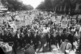 De nombreux blancs ont participé, le 28 août 1963, à la grande "Marche sur Washington" avec le révérend Martin Luther KIng (3e en partant de la gauche)