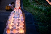 Des lanternes renfermant des messages de paix déposées sur le site de la bombe atomique de Nagasaki, le 8 août 2020