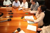 Lundi 27 Septembre 2010

Conférence de presse de Nassimah Dindar et sa majoritée