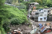 Des militaires participent aux opérations de recherche après la coulée de boue à Atami, au Japon, le 5 juillet 2021