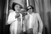 Michel Piccoli et le réalisateur Jean-Luc Godard, le 24 mai 1982 à Cannes, avant la projection de "Passion"