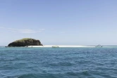 Des bateaux naviguent sur une partie du lagon de l'île de Mayotte, le 30 avril 2023